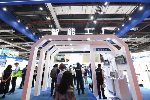 物流車 噴涂機器人 智能工廠生產(chǎn)線 百款尖端技術產(chǎn)品首發(fā)工博會